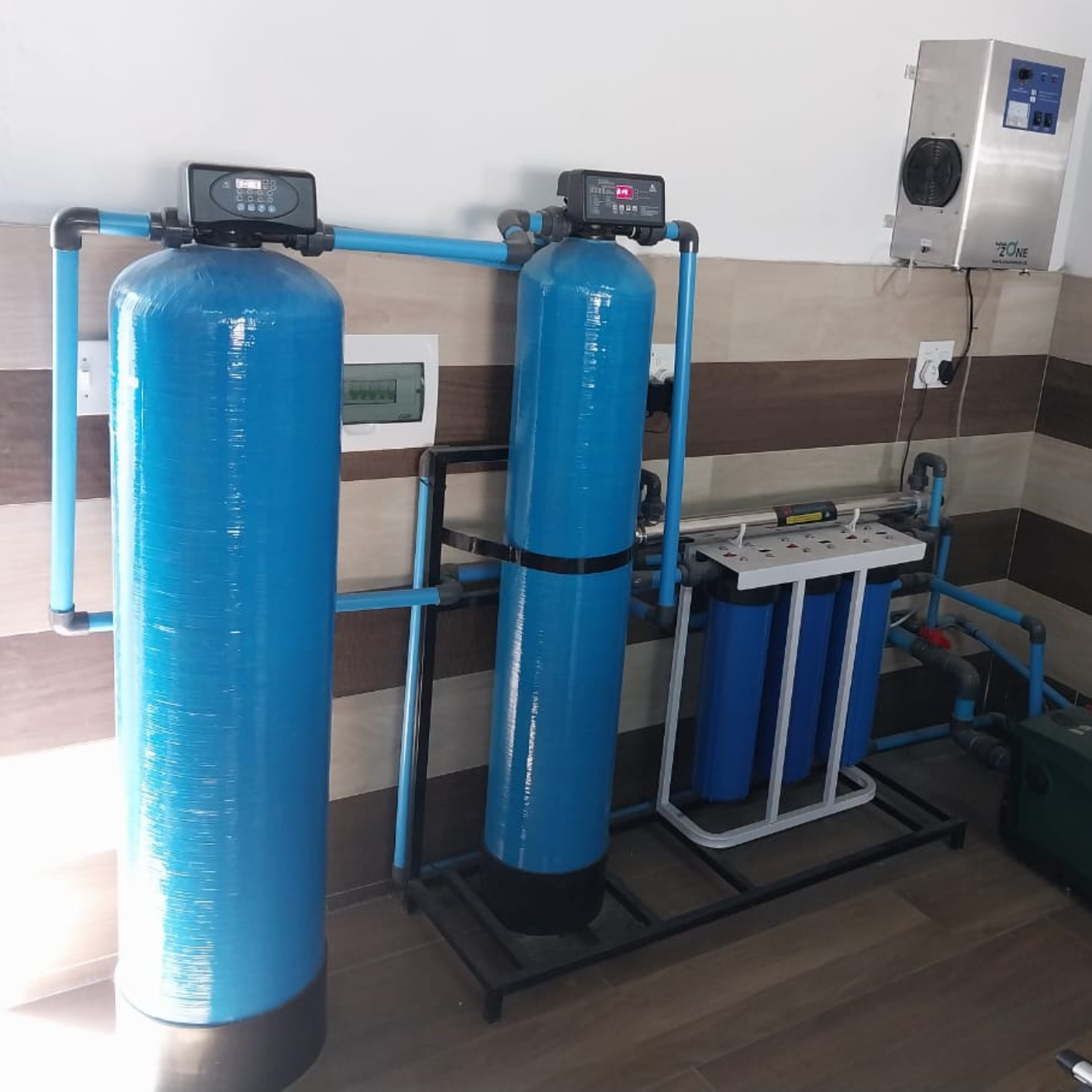 Borehole water treatment system